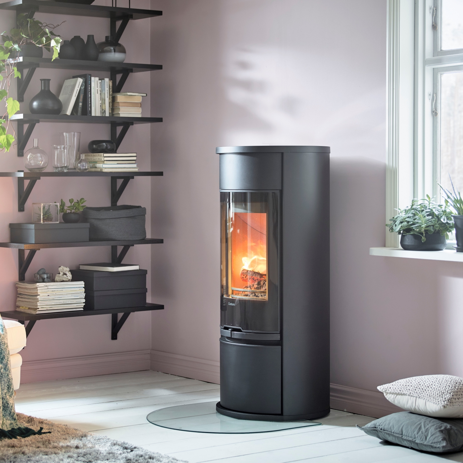 Contura 610G Style, glaslåge, aluminiumstop og lukket bagefag, sort.